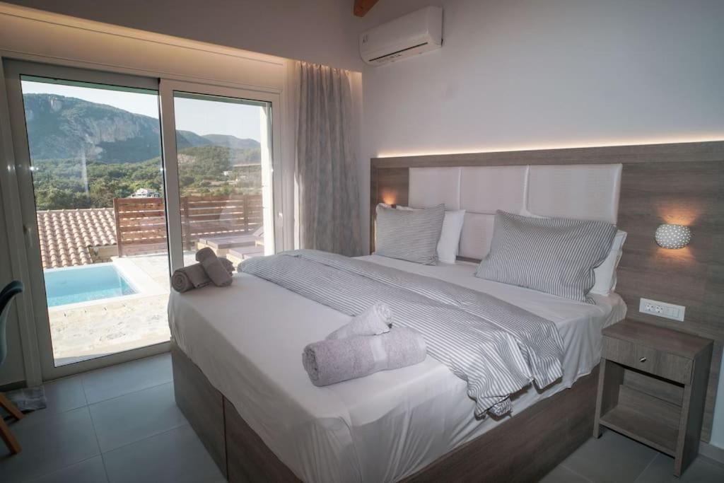 Di Pietra Ii Villa